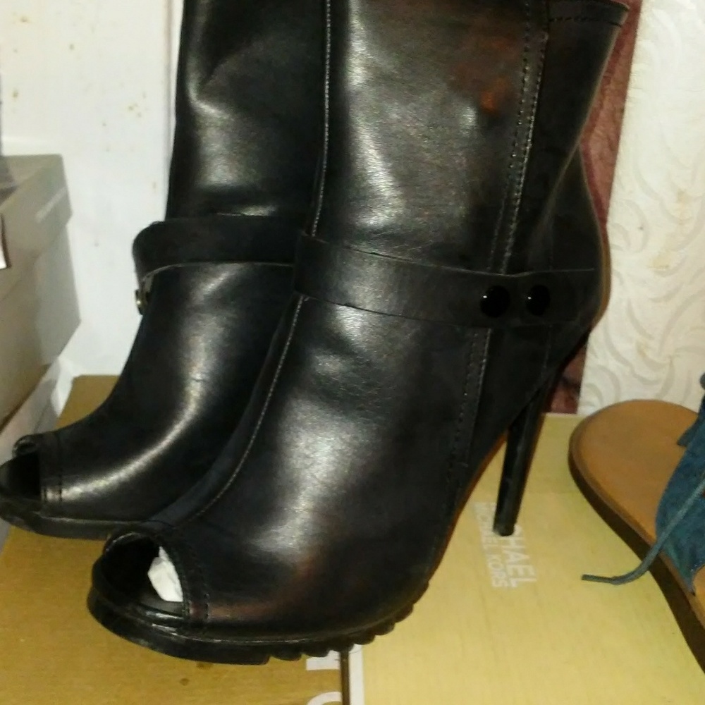 Sexy Black Bootie.